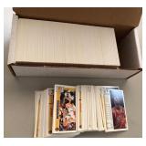 S2 - MIXED LOT OF COLLECTIBLE BASKETBALL CARDS
