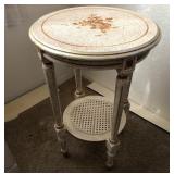 S2 - VINTAGE ROUND SIDE TABLE/ STAND (R70)