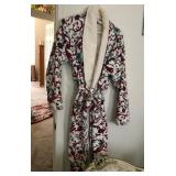S2 - TJ LAWFORD ROBE (R43)