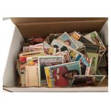 S2 - LOT OF MIXED SPORTS CARDS (H134)