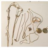 S2 - MIXED LOT OF COSTUME JEWELRY (H254)