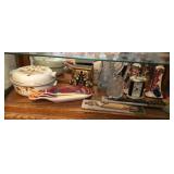 S2 - MIXED LOT OF COLLECTIBLES (R9)