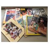 S2 - LOT OF COLLECTIBLE SPORTS MAGAZINES (H156)