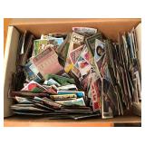 S2 - BOX OF MIXED SPORTS CARDS (H283)