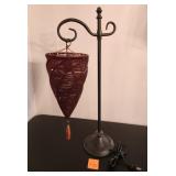 J2 - VINTAGE POTTERY BARN MEDINA TABLE LAMP (F36)