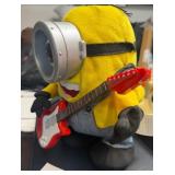 J2 - GUITAR-PLAYING MINION (L400)