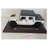 J2 - MAISTO REPLICA HUMMER (L209)