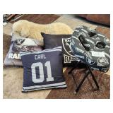 J2 - PLUSH DOG, NFL RAIDERS COLLECTIBLES (L199)