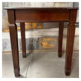 11 - VINTAGE SIDE TABLE (U7)