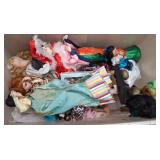 11 - MIXED LOT OF DOLLS (U36)
