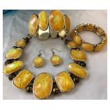 722