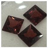 3.90CT GARNET GEMSTONES