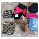 S1 - LOT OF HAT & SCARVES (L235)