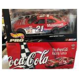 S3 - NASCAR #21 & #3  RACECARS (B284)