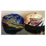 S3 - LOT OF TWO HATS (B61)