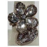 LARGE FLORAL RING
