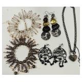 LOT OF COSTUME JEWELRY