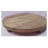 548 - ROUND FOOTED STAND 16"DIA (B66)