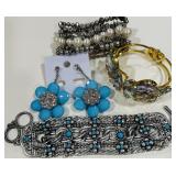 H- LOT OF COSTUME JEWELRY