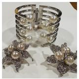 H- GOLD-TONE PEARL CUFF BARCELET AND EARRING