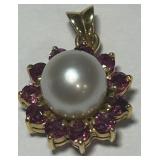 14KT GOLD RUBY & PEARL PENDANT 2.80GRS