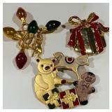 VINTAGE CHRISTMAS BROOCHES