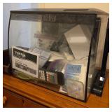 J2 - AQUARIUM KIT, ACCESSORIES & INSTRUCTIONS (E13