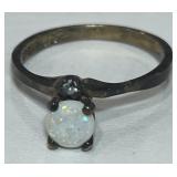 STERLING SILVER SIZE 5 OPAL RING 1.60GRS