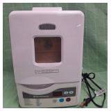 11 - TOASTMASTER BREAD MACHINE (C219)