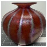 503 - ART GLASS VASE (B152)