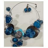 SILVER-TONE HANDMADE WIRE BLUE NECKLACE