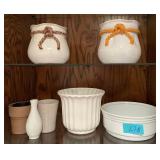 M - MIXED LOT OF PLANTER POTS & VASES (L78)