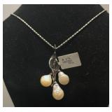 503 - STERLING SILVER & PEARL NECKLACE (B157)