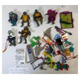503 - 1980s TEENAGE MUTANT NINJA TURTLE TOYS (B90)