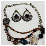 VTG NECKLACE AND EARRINGS