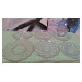 U - VINTAGE GLASS PLATES & BASKET (U2)