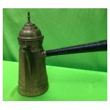546 - ANTIQUE MIDDLE EASTERN DALLAH COFFEE POT