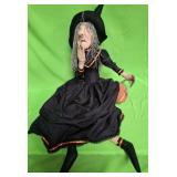 548 - JOE SPENCER CLARICE WITCH (A140)