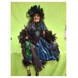 548 - KAREN DIDION PRISCILLA PEACOCK WITCH (A129)