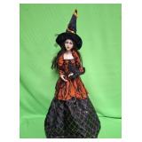 548 - DECORATIVE HALLOWEEN WITCH (A1)