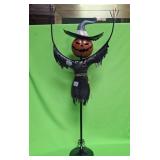 548 - 41'T JACK-O-LANTERN SCARECROW (A93)