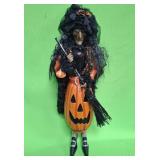 548 - KAREN DIDION PUMPKIN BODY WITCH (A95)