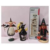 548 - STACK THE BONES GAME & HALLOWEEN FIGURINES