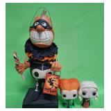 548 - MAYOR OF HALLOWEENTOWN & FUNKO POP FIGURES