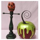 548 - LARRY THE LAMP POST & POISON CANDY APPLE