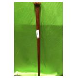 546 - WOODEN CANE W/ CARVED DETAILS (A12)