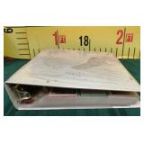 N - ALBUM OF BASEBALL TRADING CARDS