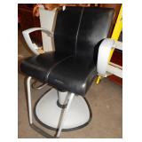 218 - VERY COOL SWIVEL PROFESSIONAL CHAIR