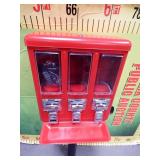 301 - 3 COMPARTMENT VENDING MACHINE