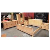 11 - BRIGHT & BEAUTIFUL KING BEDROOM SUITE